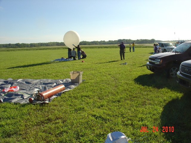Balloon Pictures.